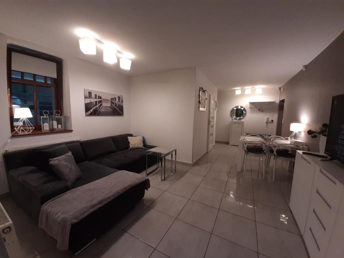 Apartamenty Aleksandry Apartament Przy Parku Swinemünde Exterior foto